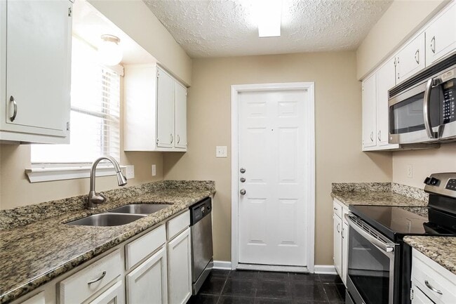 Building Photo - 4514 Rosegate Dr