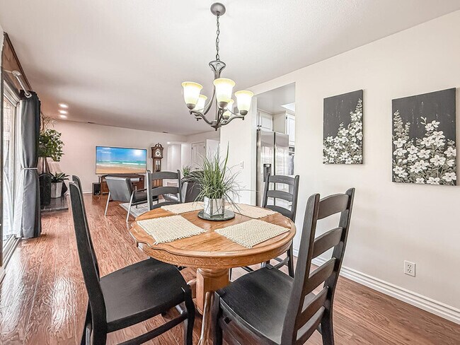 Building Photo - Single-Story Pool Home with RV Parking on Quiet Cul-De-Sac in Prime Simi Valley