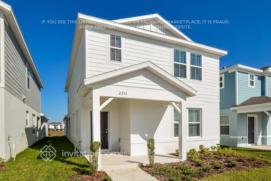 Building Photo - 2253 Southbury Dr