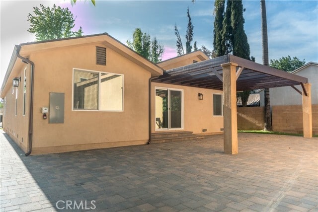 Building Photo - 6850 Encino Ave