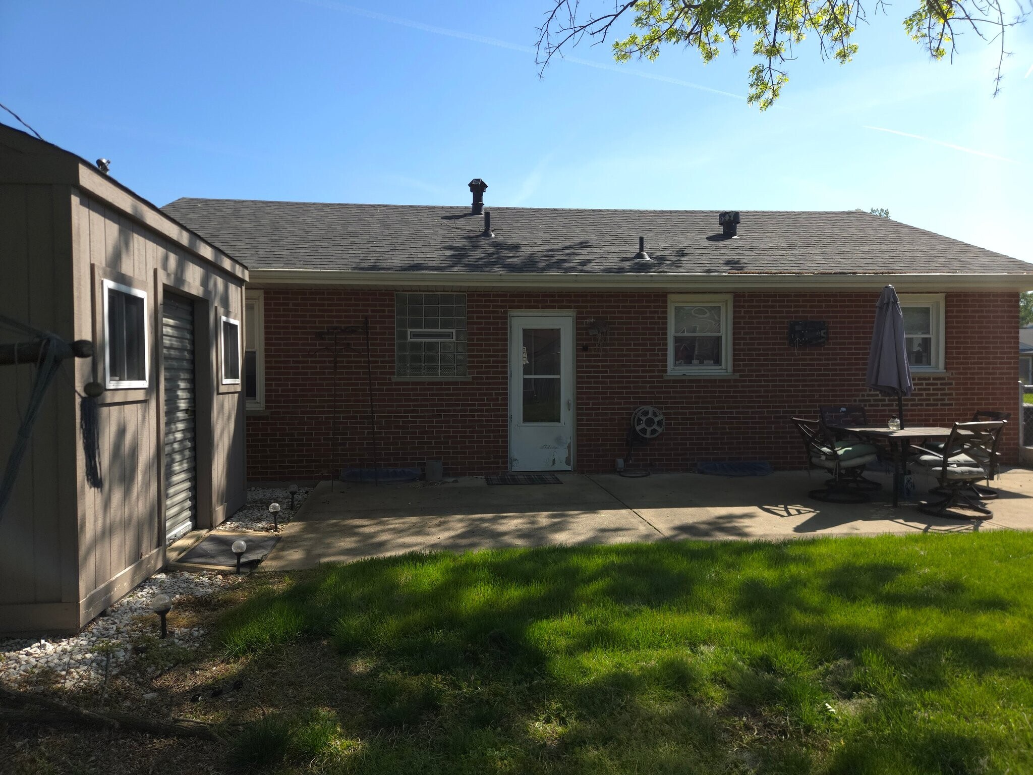 Building Photo - 10718 Cathy Dr