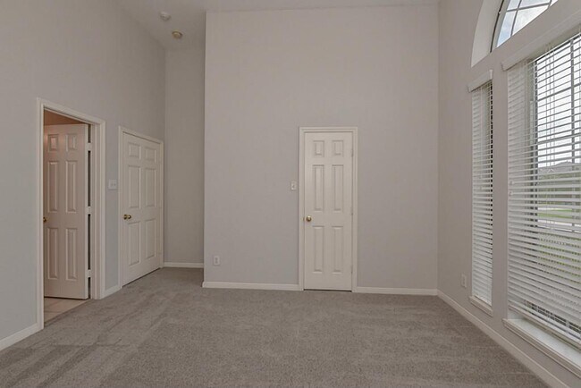 Building Photo - 2387 Marina View Way