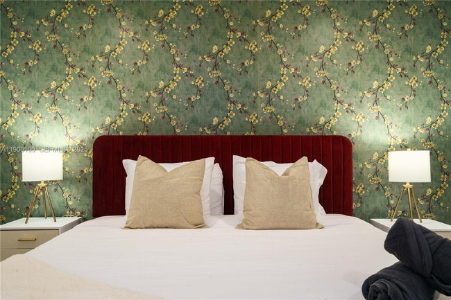 Building Photo - 11066 46th Pl N