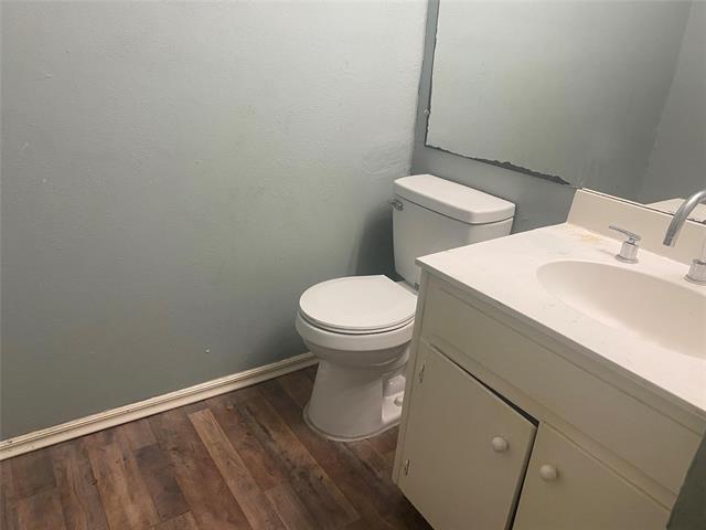 Building Photo - 501 Towne House Ln