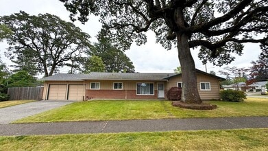 Building Photo - Comfortable 3 BD | 2 BA - Cedar Hills Neighborhood