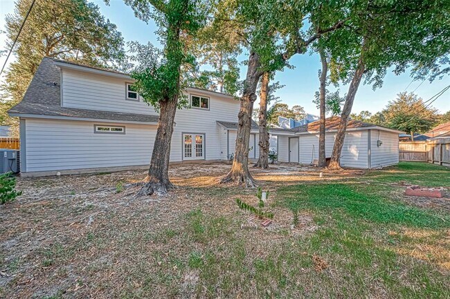 Building Photo - 3615 Highfalls Dr