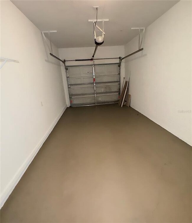 Building Photo - 6360 Ranelagh Dr