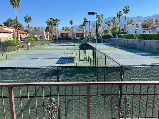 Building Photo - 451 E Via Carisma