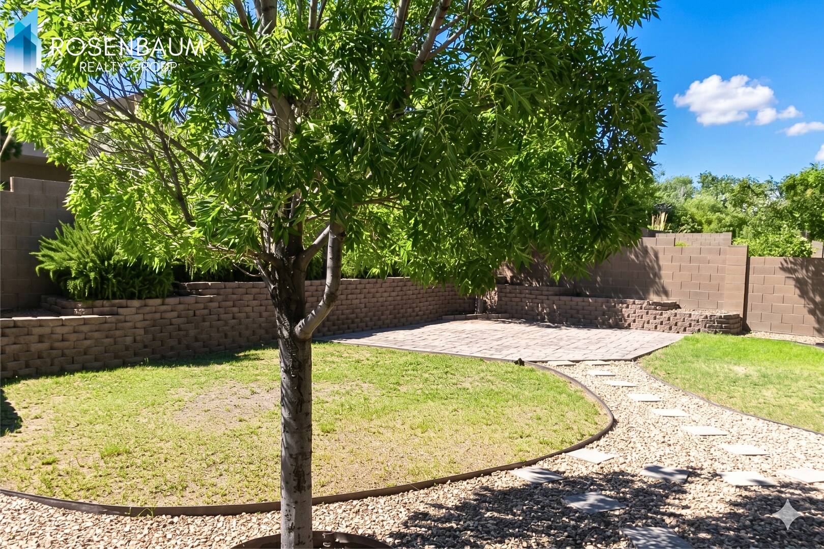 Building Photo - Beautiful 2-bedrooms, 2-baths home in the highly desirable Granville community of Prescott Valley!
