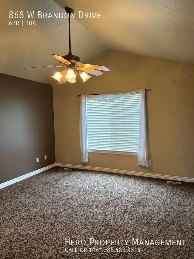 Building Photo - 868 Brandon Dr