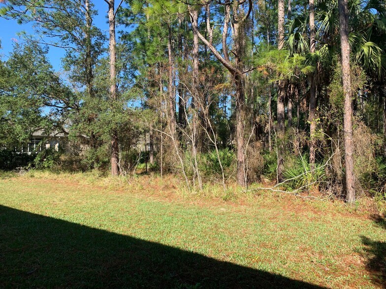 Building Photo - 6789 W Oak Park Blvd