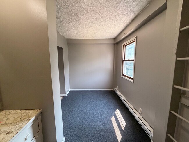 Building Photo - 3601 W Highland Blvd