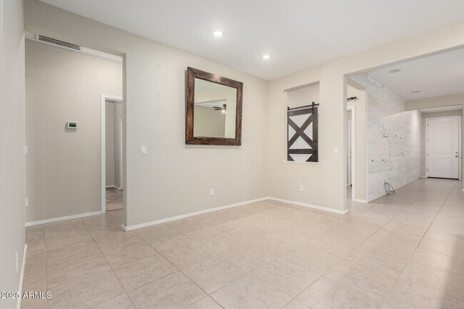 Building Photo - 17163 W Orchid Ln
