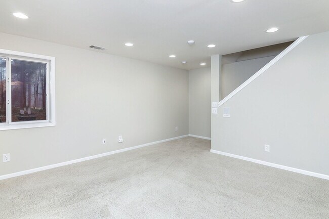 Building Photo - 310 Big Rail Dr