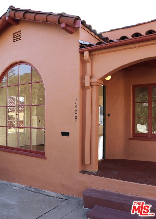 Building Photo - 1409 Murray Dr