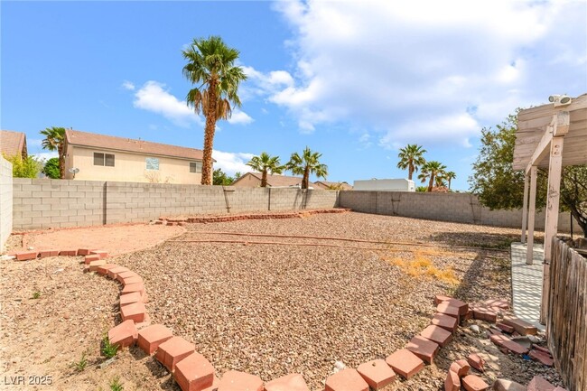 Building Photo - 906 Mandolin Way