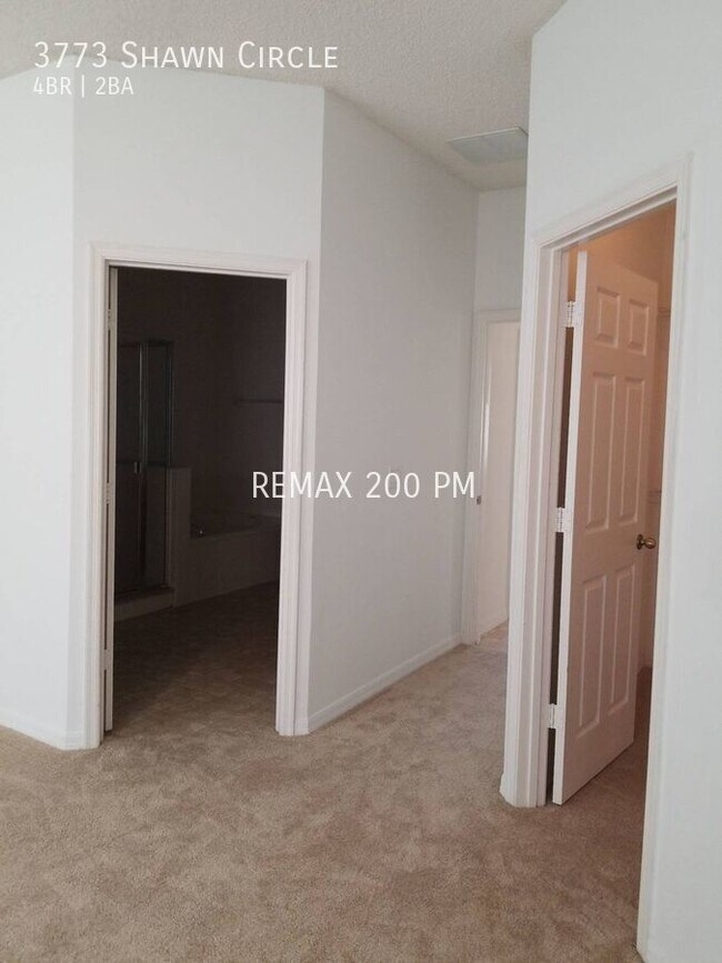 Building Photo - 3773 Shawn Cir