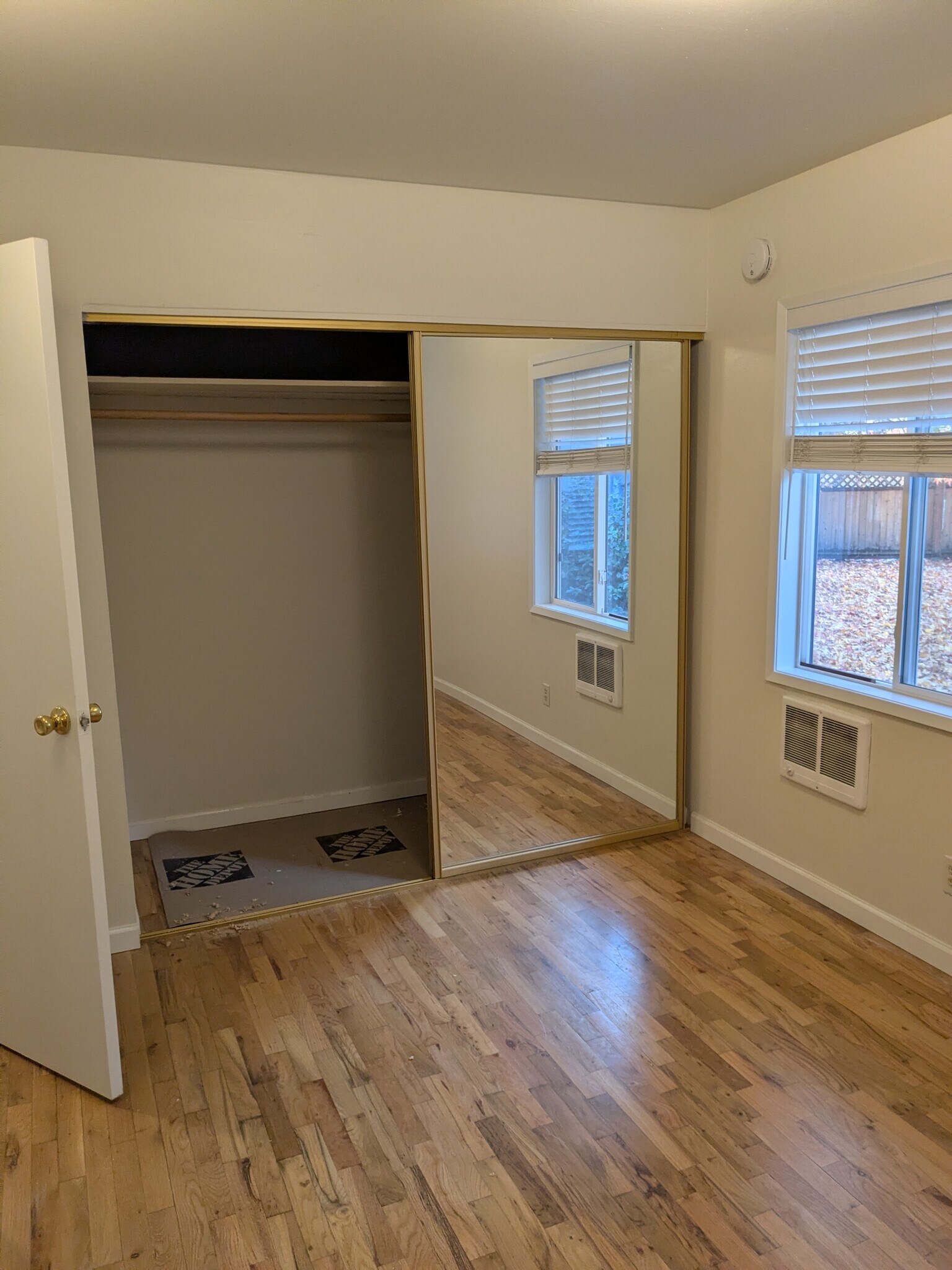 Bedroom - 5220 SW Franklin Ave