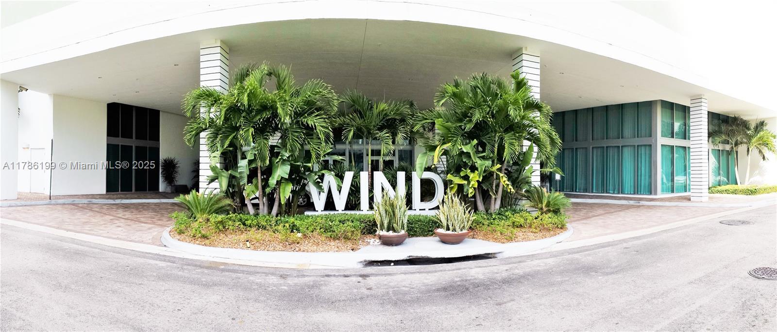 Building Photo - 350 S Miami Ave