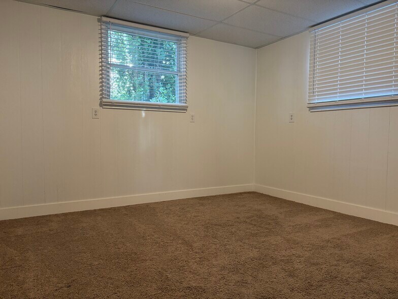 Building Photo - 675 W 1800 N