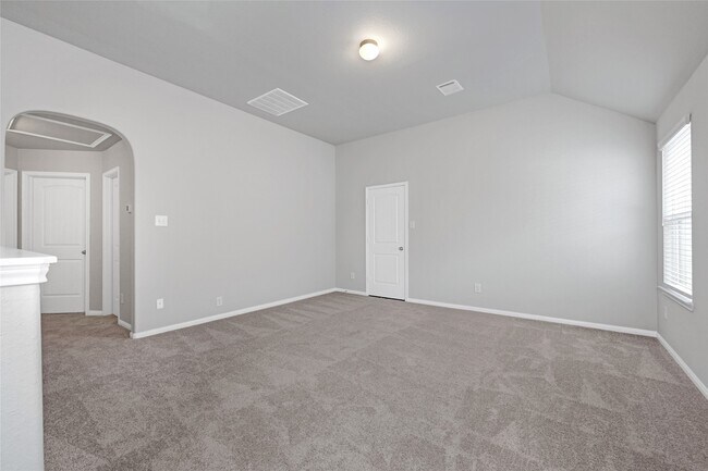 Building Photo - 24931 Pavarotti Pl