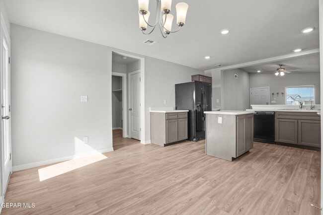 Building Photo - 1056 Nalito Beltran Pl