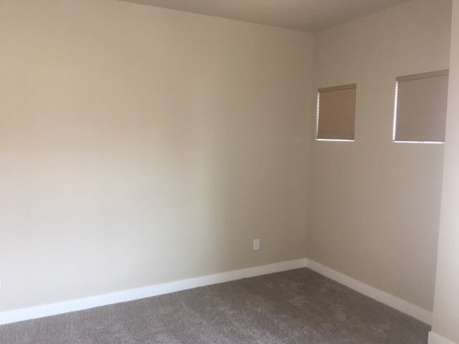 Building Photo - Single Story NW Reno House - Built 2018