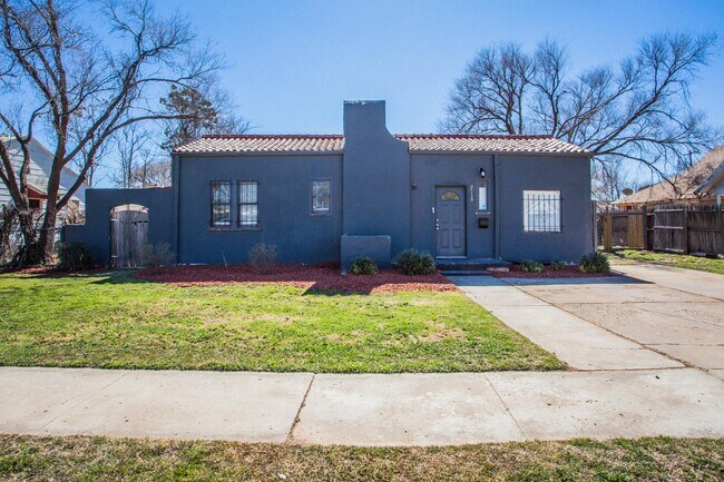 Primary Photo - 2115 26th St