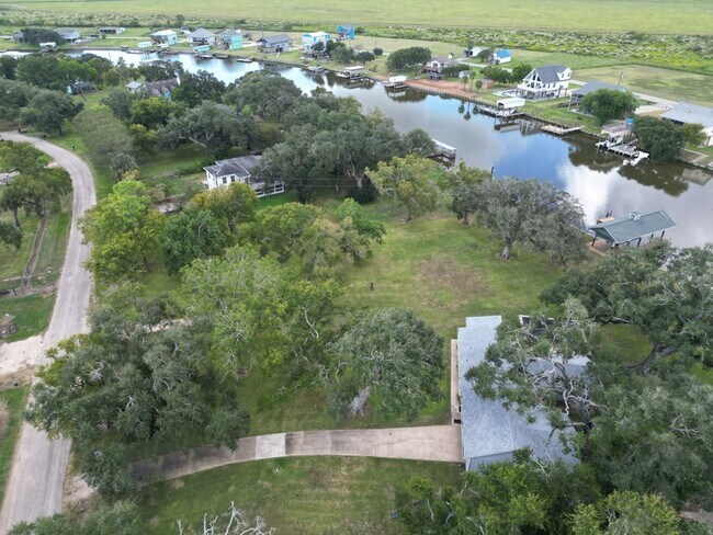 Building Photo - 1288 County Rd 297