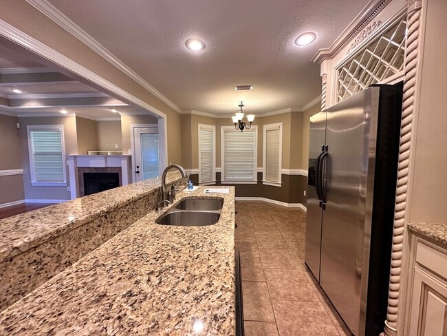 Building Photo - Valley Stream Subdivision!