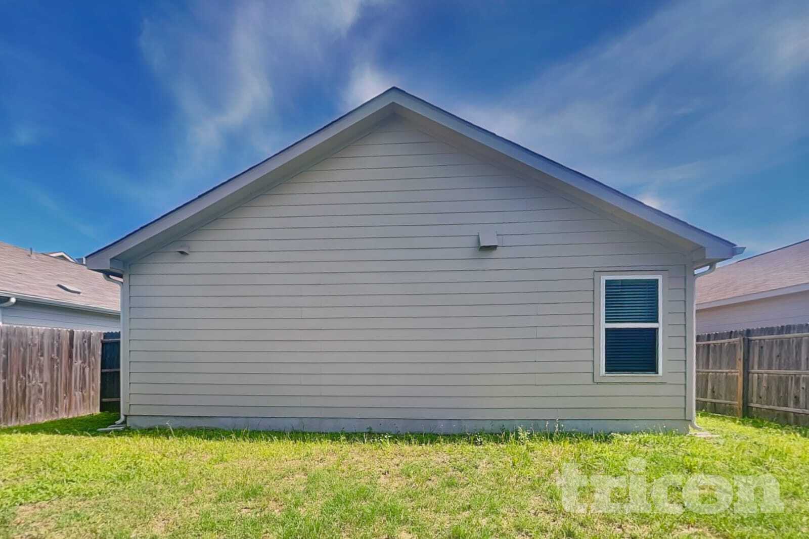 Building Photo - 8511 Amistad Cove