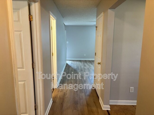 Building Photo - 2032 Beckwith Ln