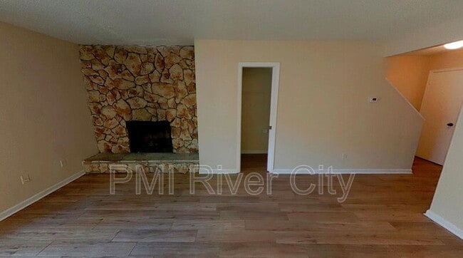 Building Photo - 1202 Maitland Ave