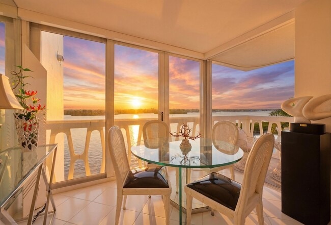 Building Photo - 2505 S Ocean Blvd