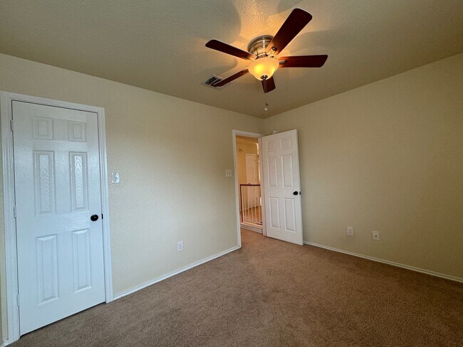 Building Photo - 3-Bedroom House for Rent in Killeen