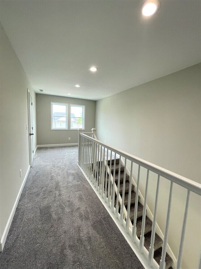 Building Photo - New Construction in an established neighbo...