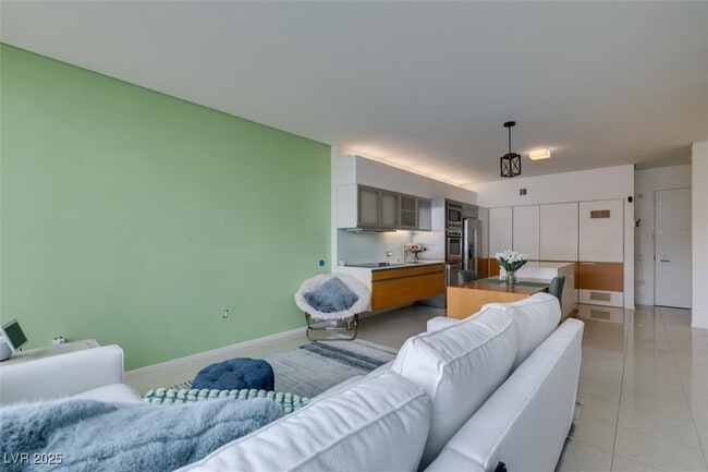 Building Photo - 3722 Las Vegas Blvd S