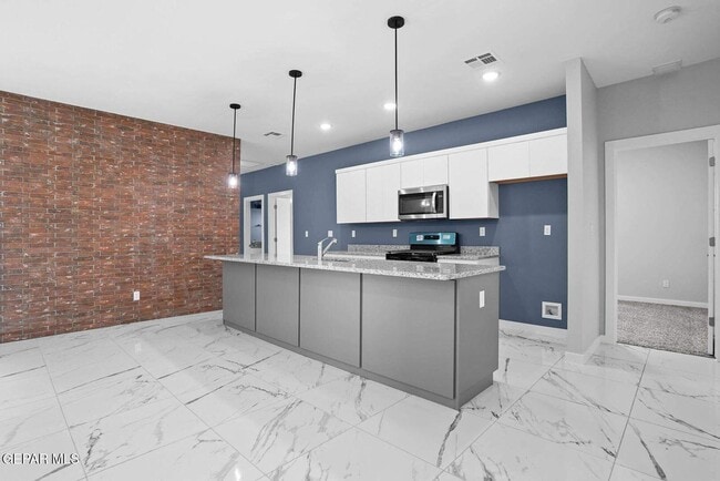 Building Photo - 11492 Summer Dr