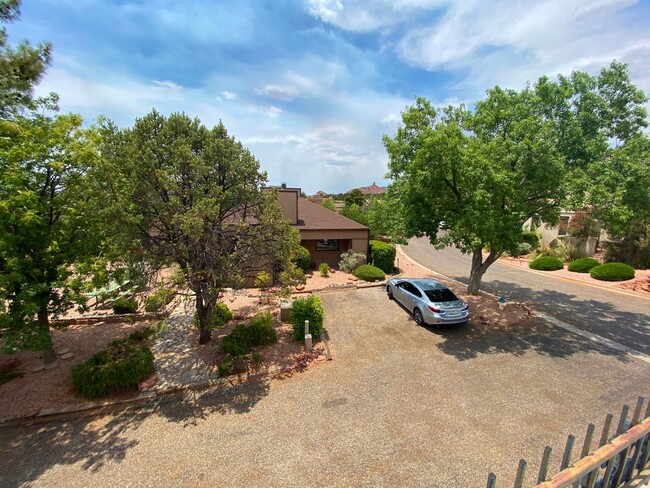 Building Photo - TOWNHOME - WEST SEDONA - VISTA MONTANTA