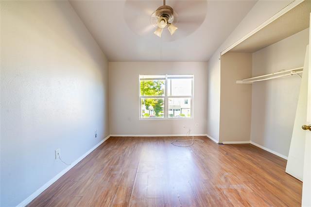 Building Photo - 633 Carriagehouse Ln