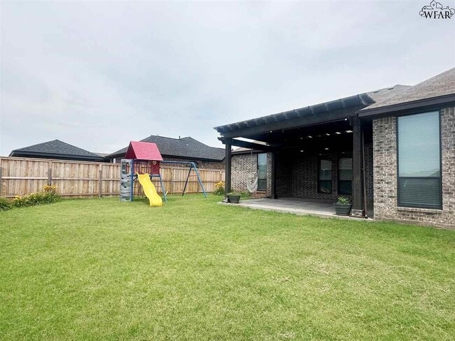 Building Photo - 5016 Southfork Dr