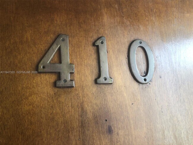 Building Photo - 8850 SW 123rd Ct