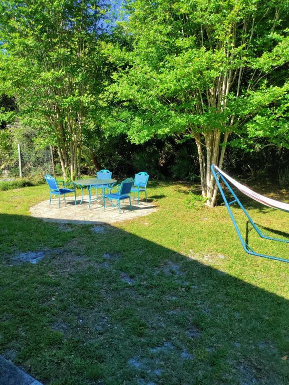 Building Photo - 4 Blaine Ct