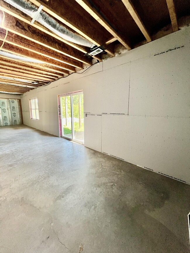 Building Photo - 40 Brownstone Dr