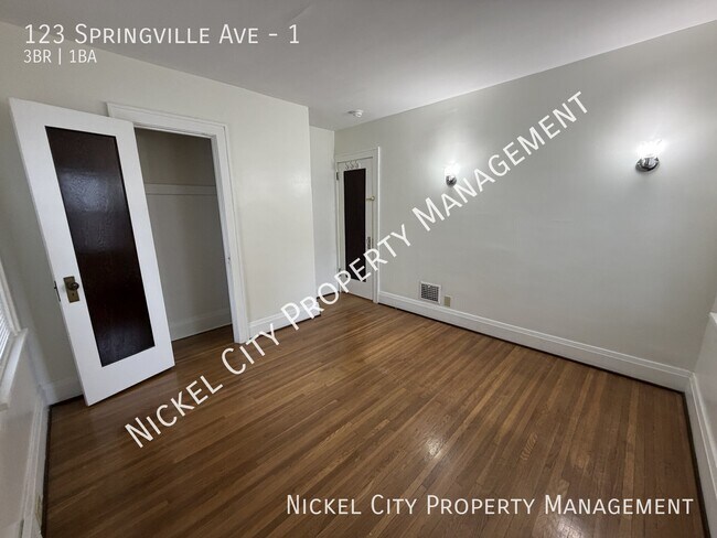 Building Photo - 123 Springville Ave