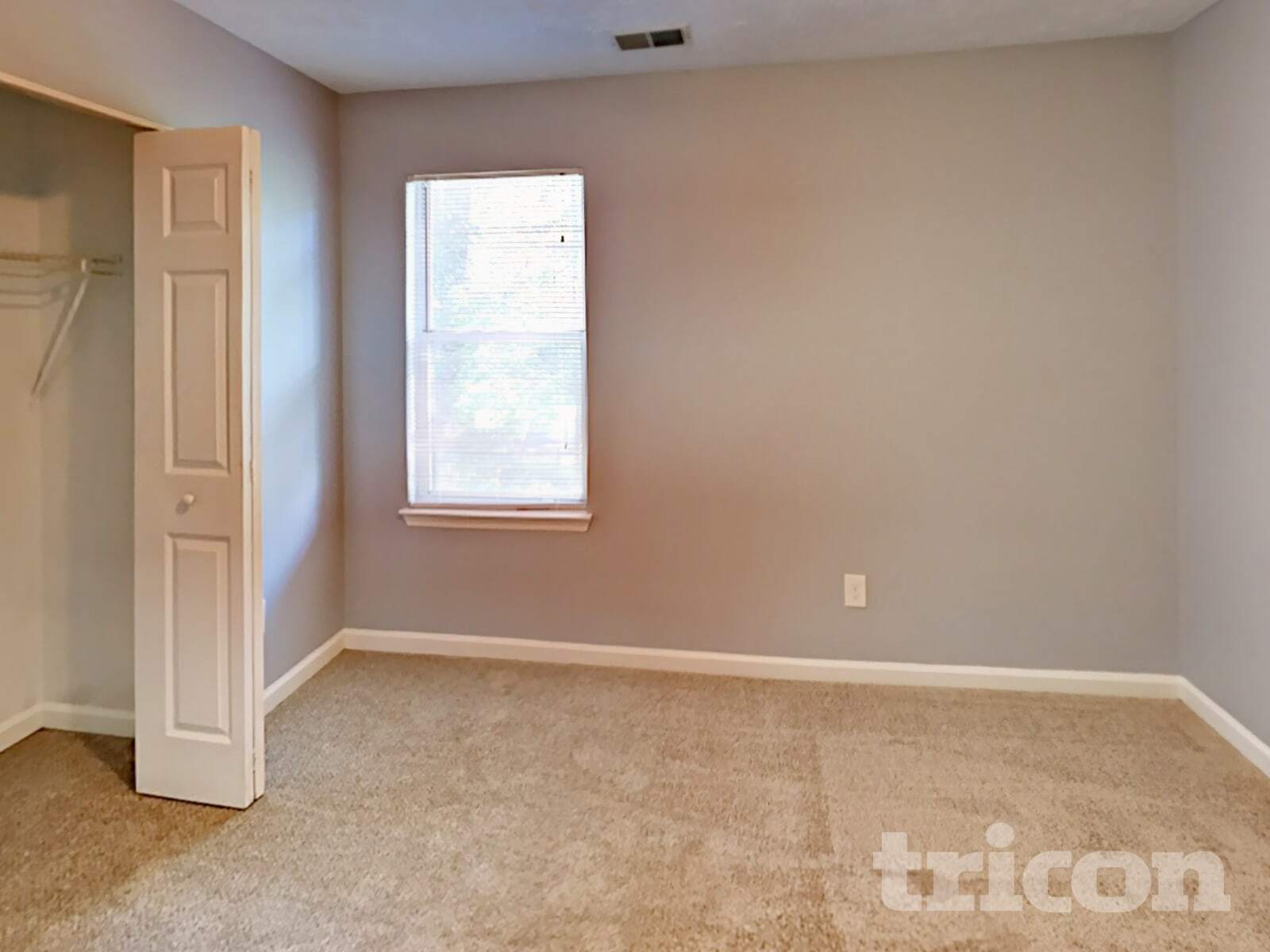 Building Photo - 730 Sugar Springs Ln SW