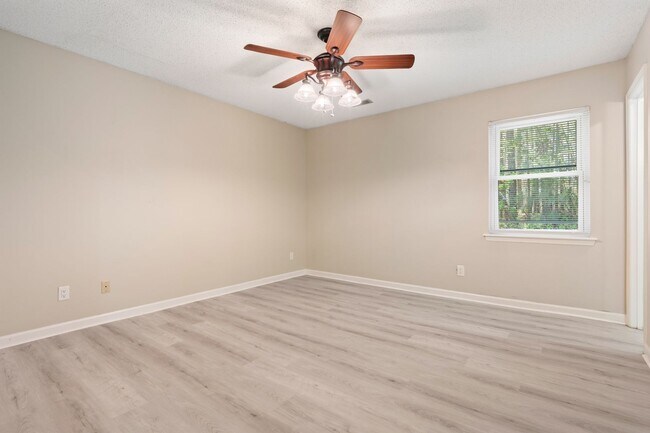 Building Photo - Single Family Home in South Durham- Available Now