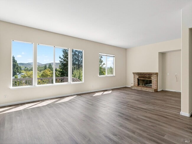 Building Photo - 5794 Owl Hill Ave