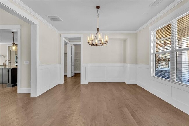 Building Photo - 212 Blue Point Pkwy