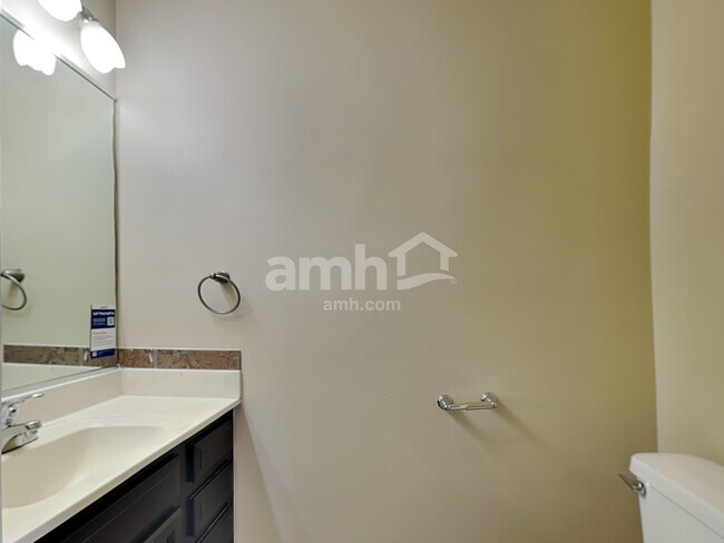 Building Photo - 7207 Rachaels Run